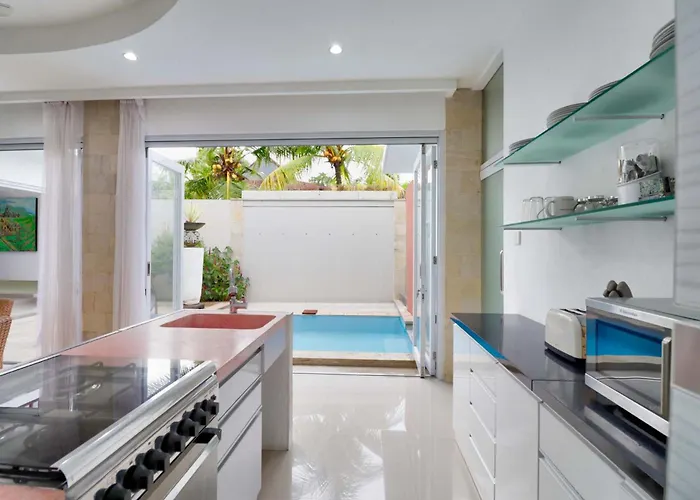 Swan Villa *